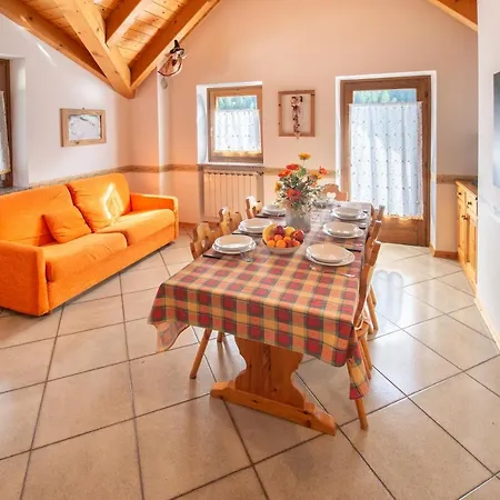 Appartamenti Casavacanzepejo Cogolo Exterior photo